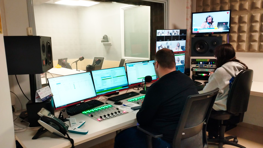 TERRASSA TV instala un Intercom XPEAK para coordinar sus operaciones de TV, Radio y exteriores