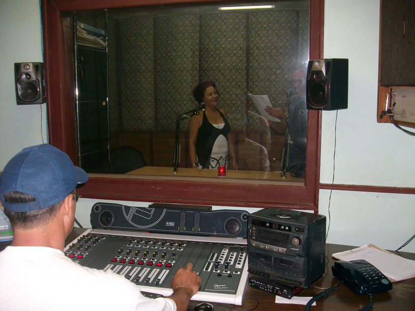 76 NUEVOS ESTUDIOS DE RADIO EN CUBA CON TECNOLOGIA AEQ
