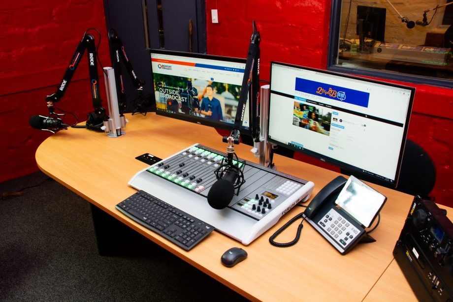 Radio 2BBB Australia selecciona la tecnología sobre IP de AEQ en sus nuevos estudios digitales