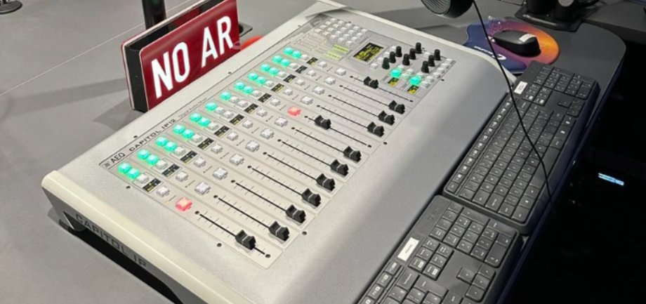 Consola digital de Audio AEQ CAPITOL IP en Radio Jovem Pan Chapecó