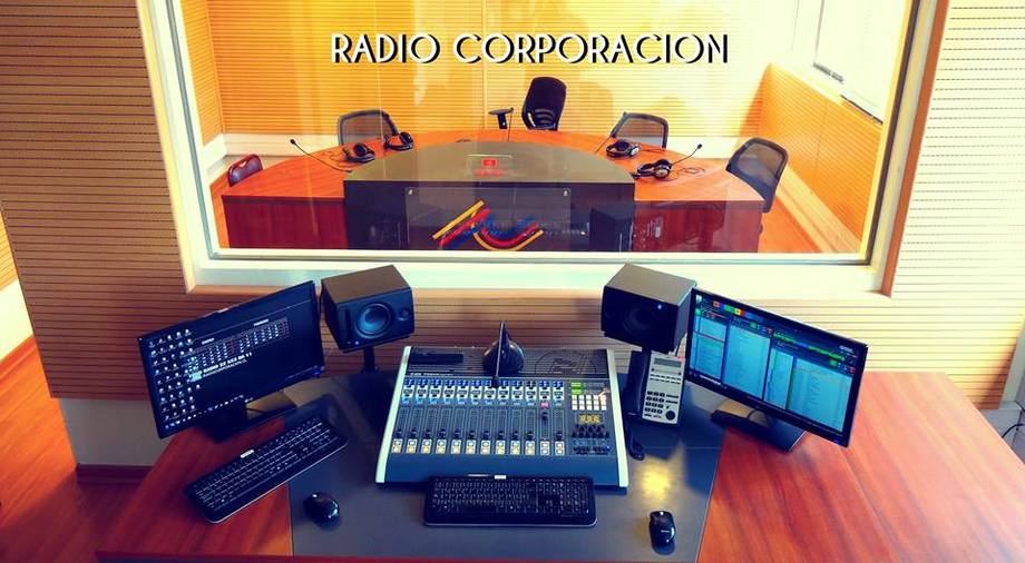 RADIO CORPORACION CONFIA EN AEQ FORUM