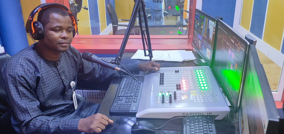 Tecnología AEQ en la nueva Premier Radio 102.7FM de Nigeria 