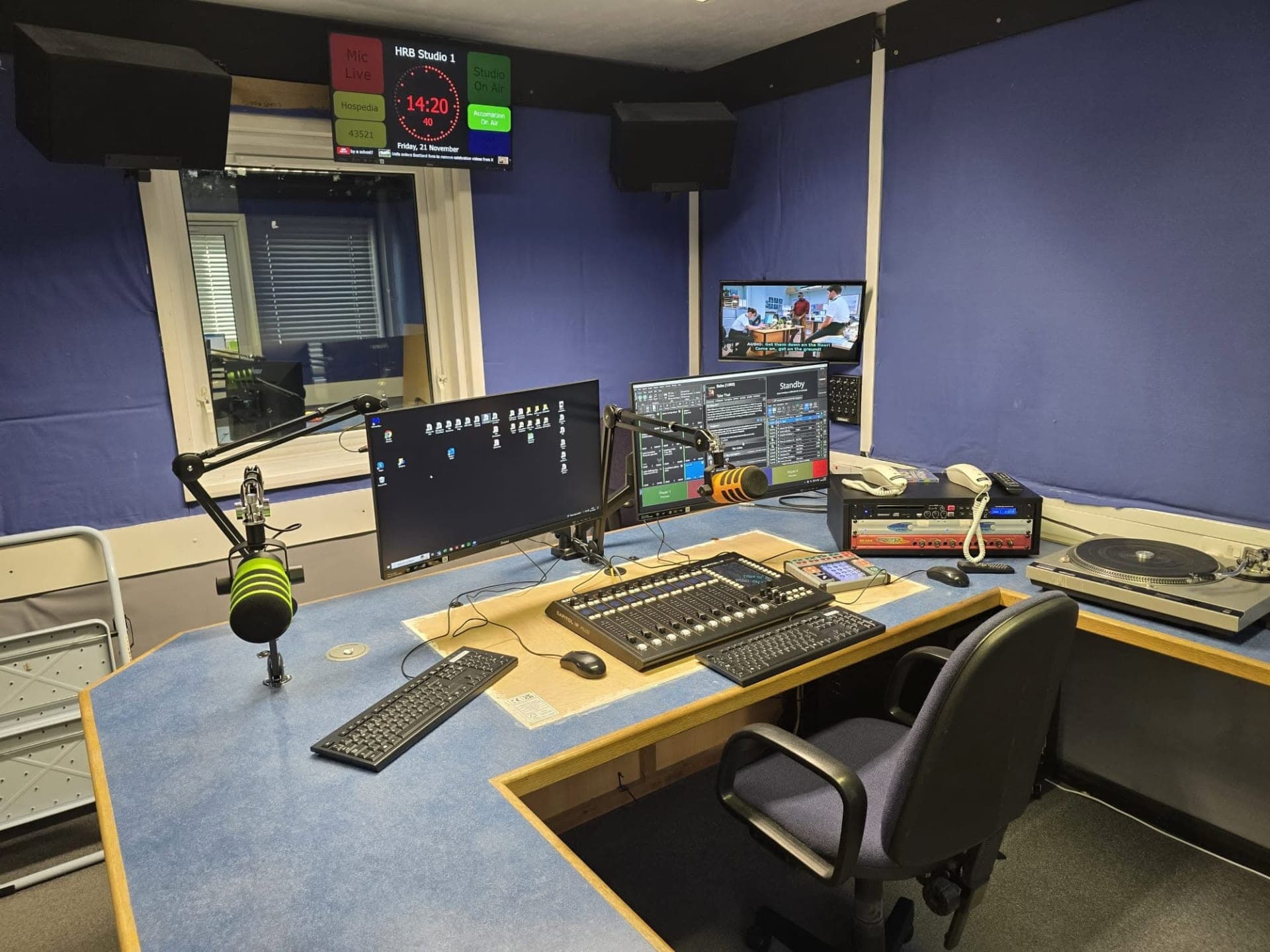 AEQ Capitol IP PLUS renueva el estudio de Hospital Radio Basingstoke, en Reino Unido