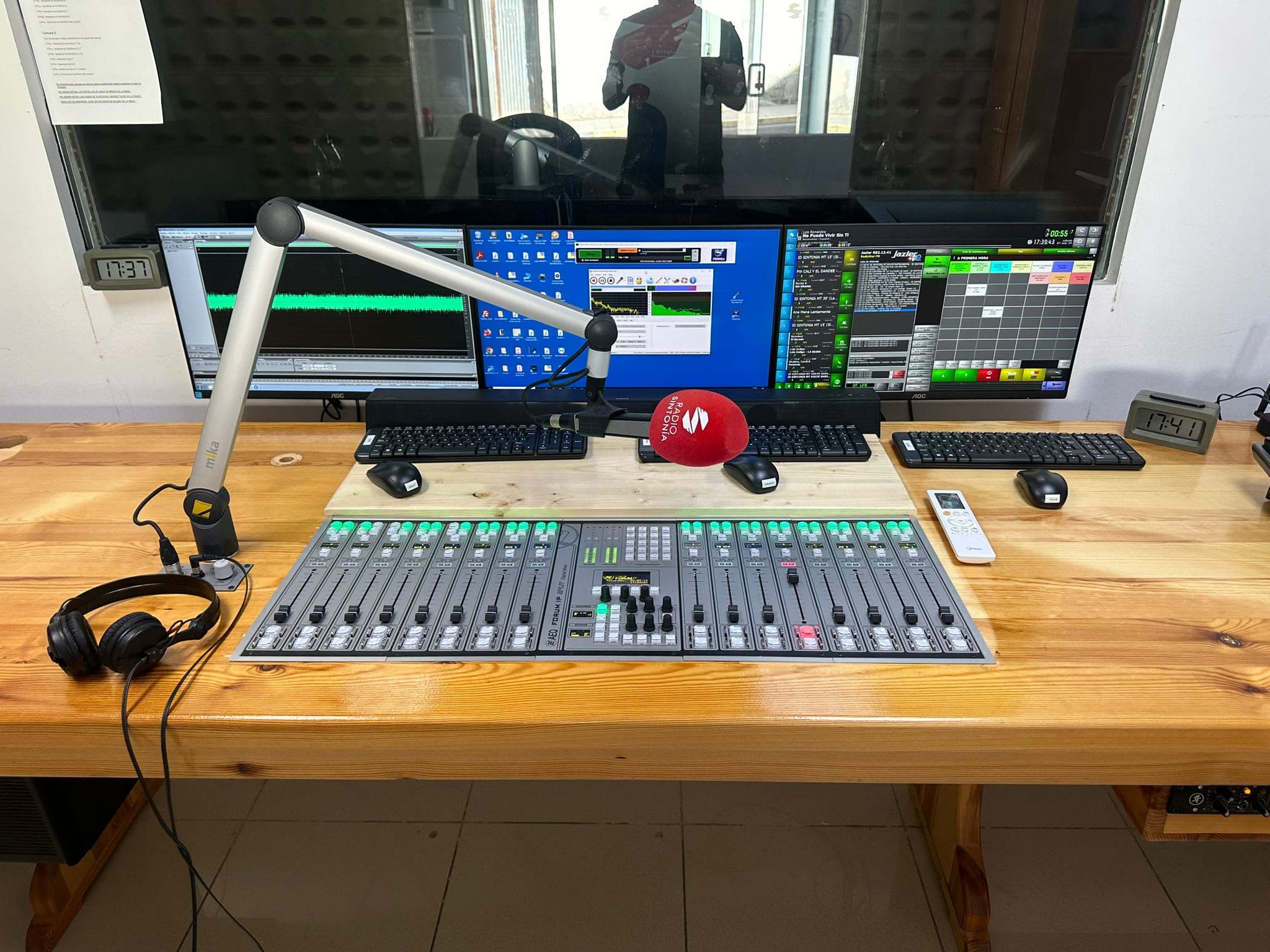Radio Sintonía Fuerteventura selecciona la consola digital AEQ FORUM IP para su nueva temporada