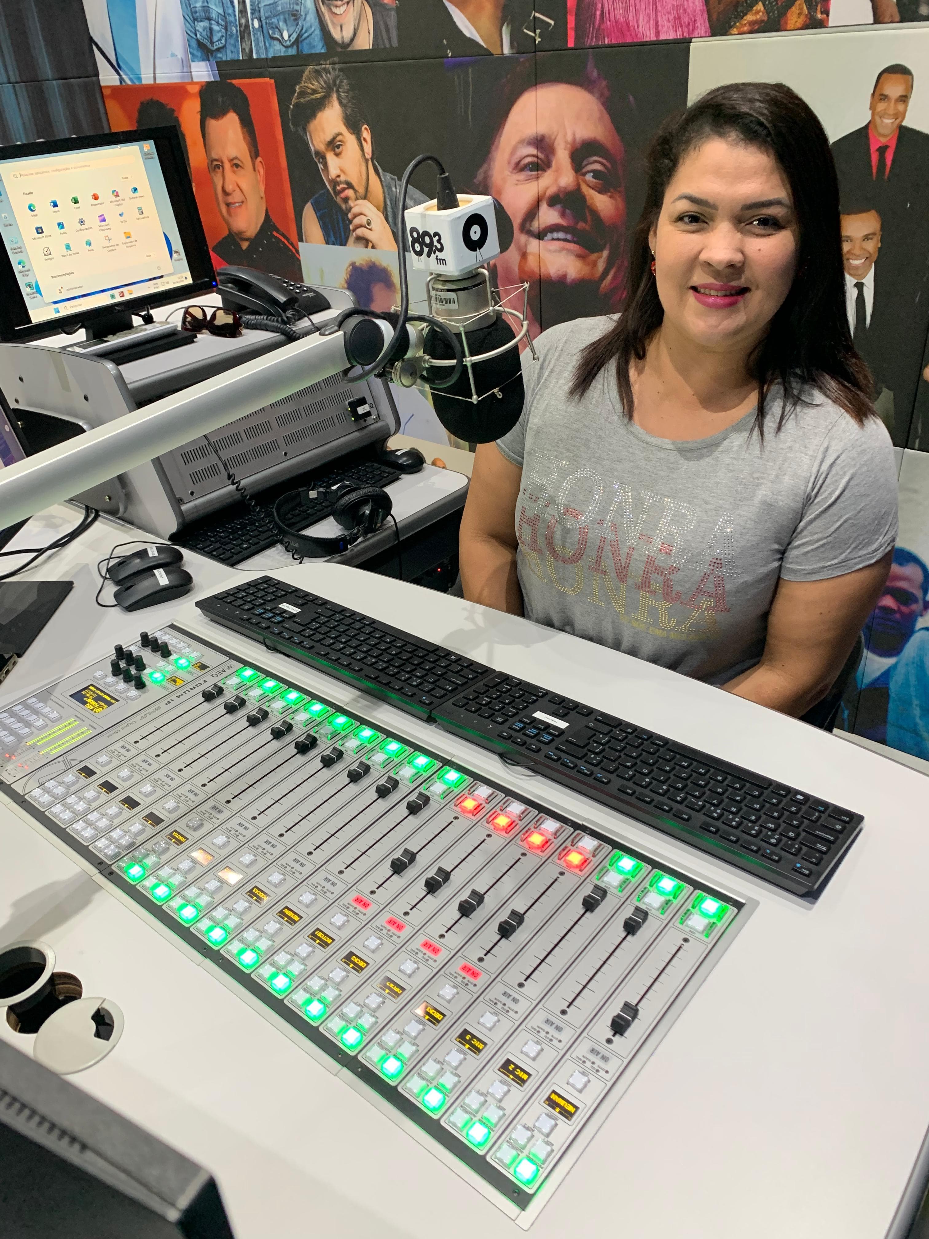 CENTRO AMÉRICA HITS SORRISO ELEVA LA CALIDAD DE
SU EMISIÓN CON LA CONSOLA AEQ FORUM IP SPLIT
