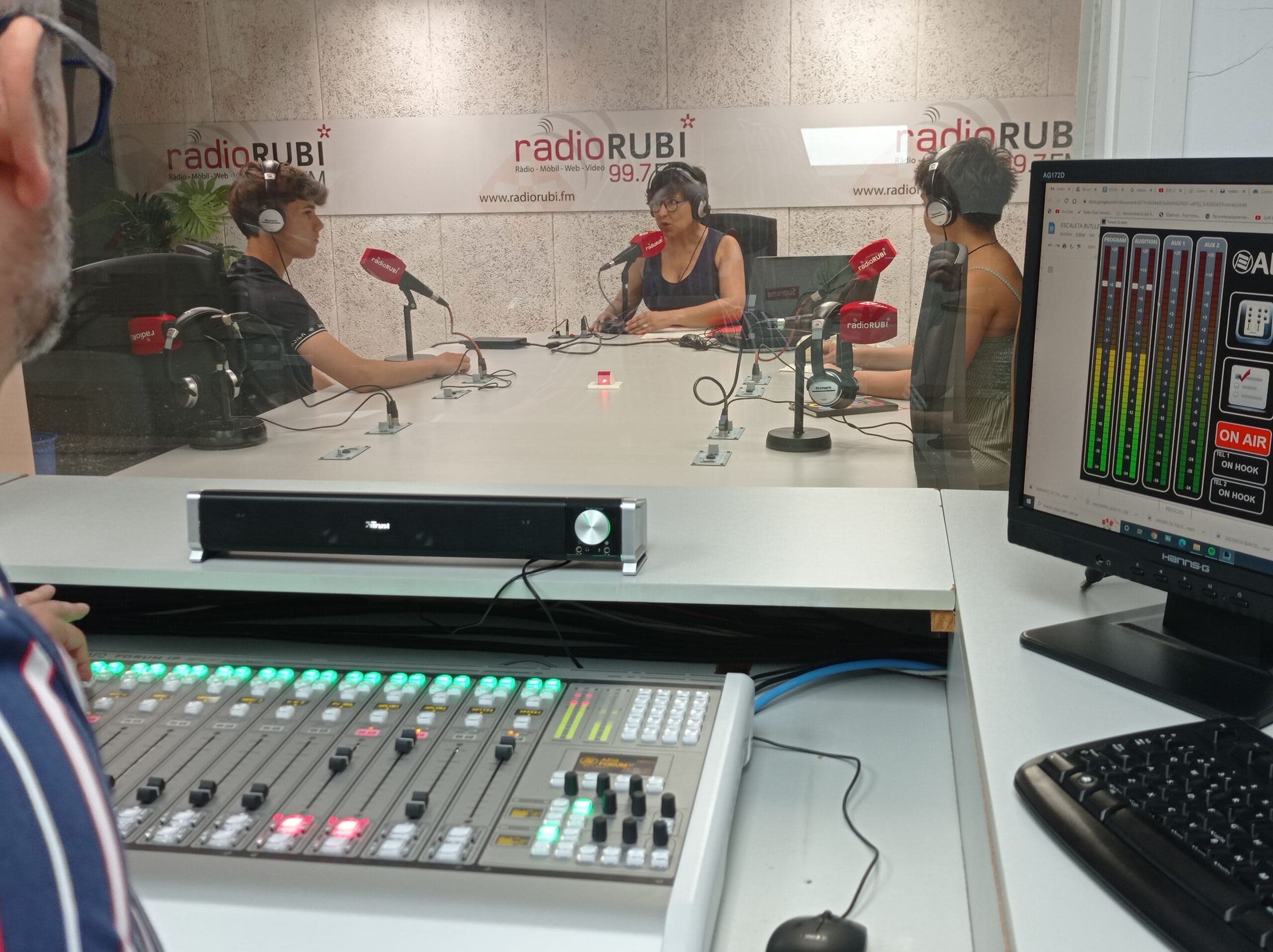 La emisora catalana Radio Rubí apuesta por la tecnología AEQ FORUM para su estudio principal