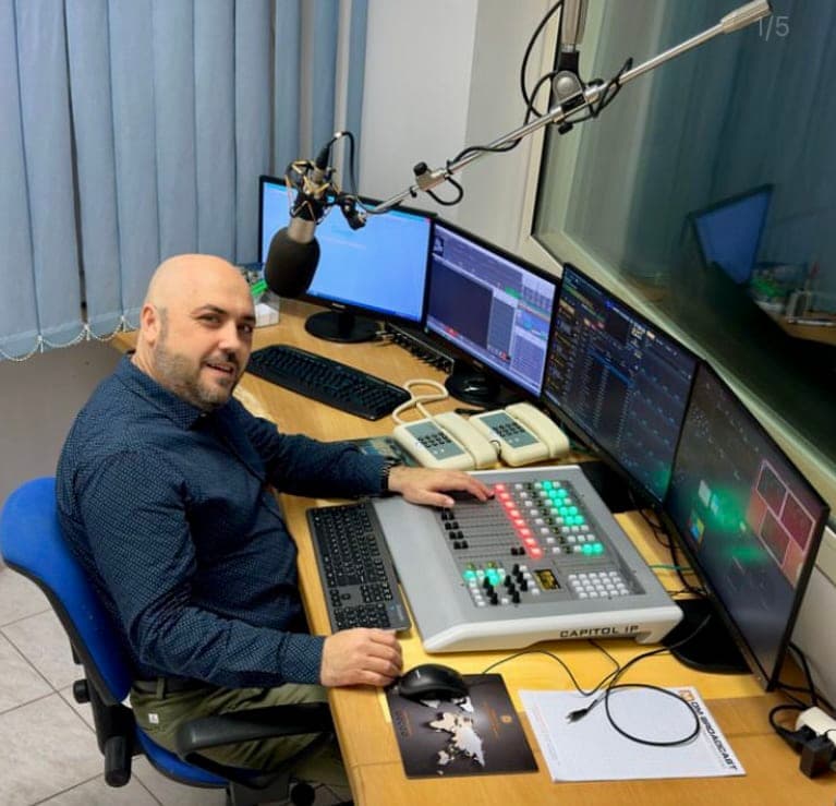 Radio Kalaritana selecciona el mezclador AEQ Capitol IP para su nuevo estudio digital