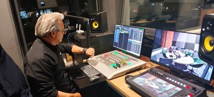 Radio Iteso realiza transmisión de alta calidad desde la FIL de Guadalajara con audiocodecs AEQ